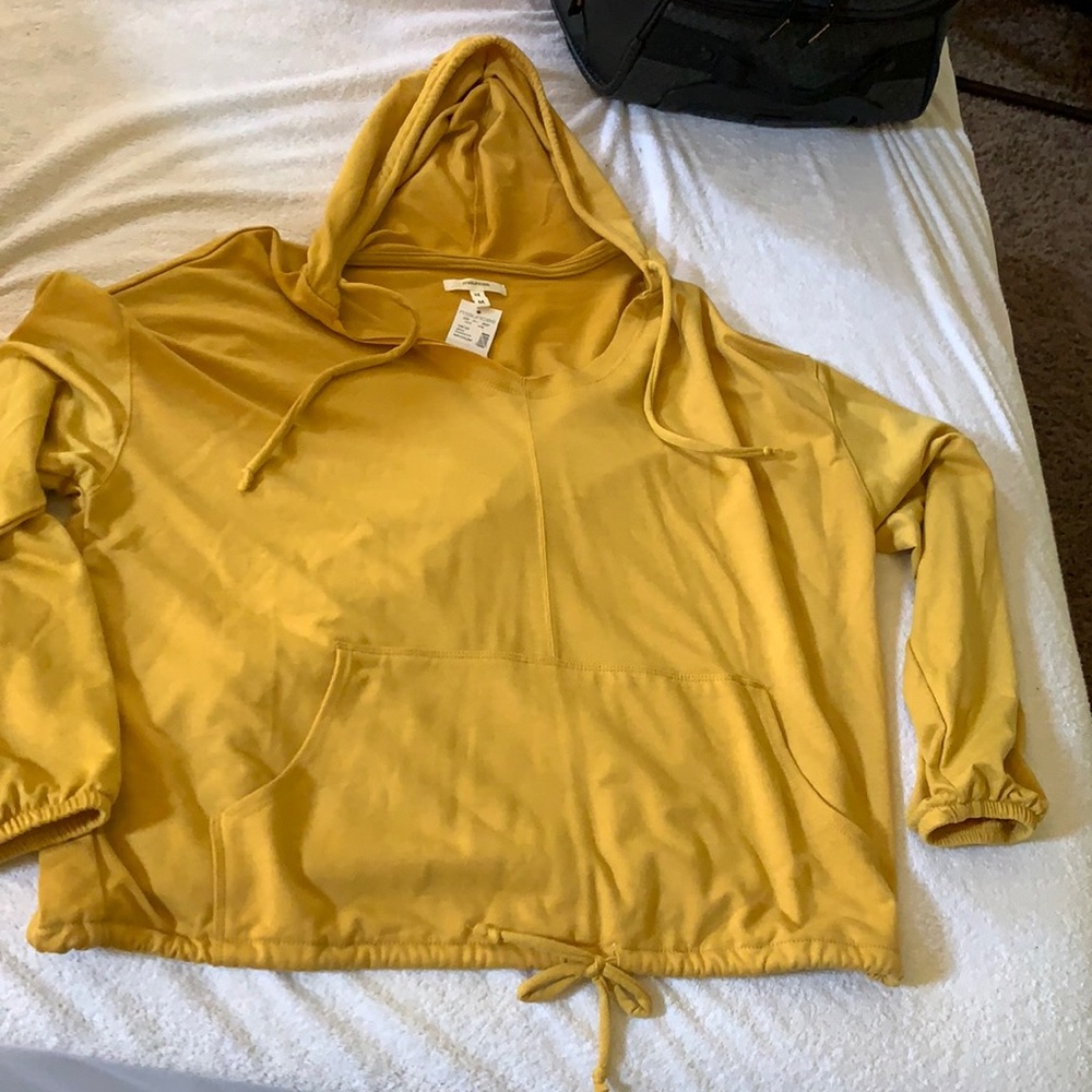 Maurice’s golden yellow cinched hoodie NWT